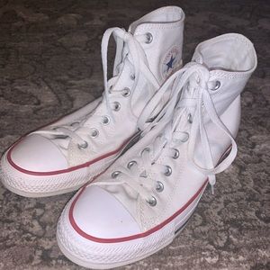 WHITE HIGH TOP CONVERSE